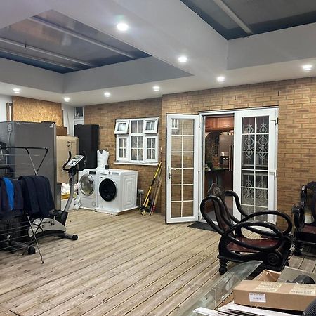 Tran Homestay Λονδίνο Εξωτερικό φωτογραφία